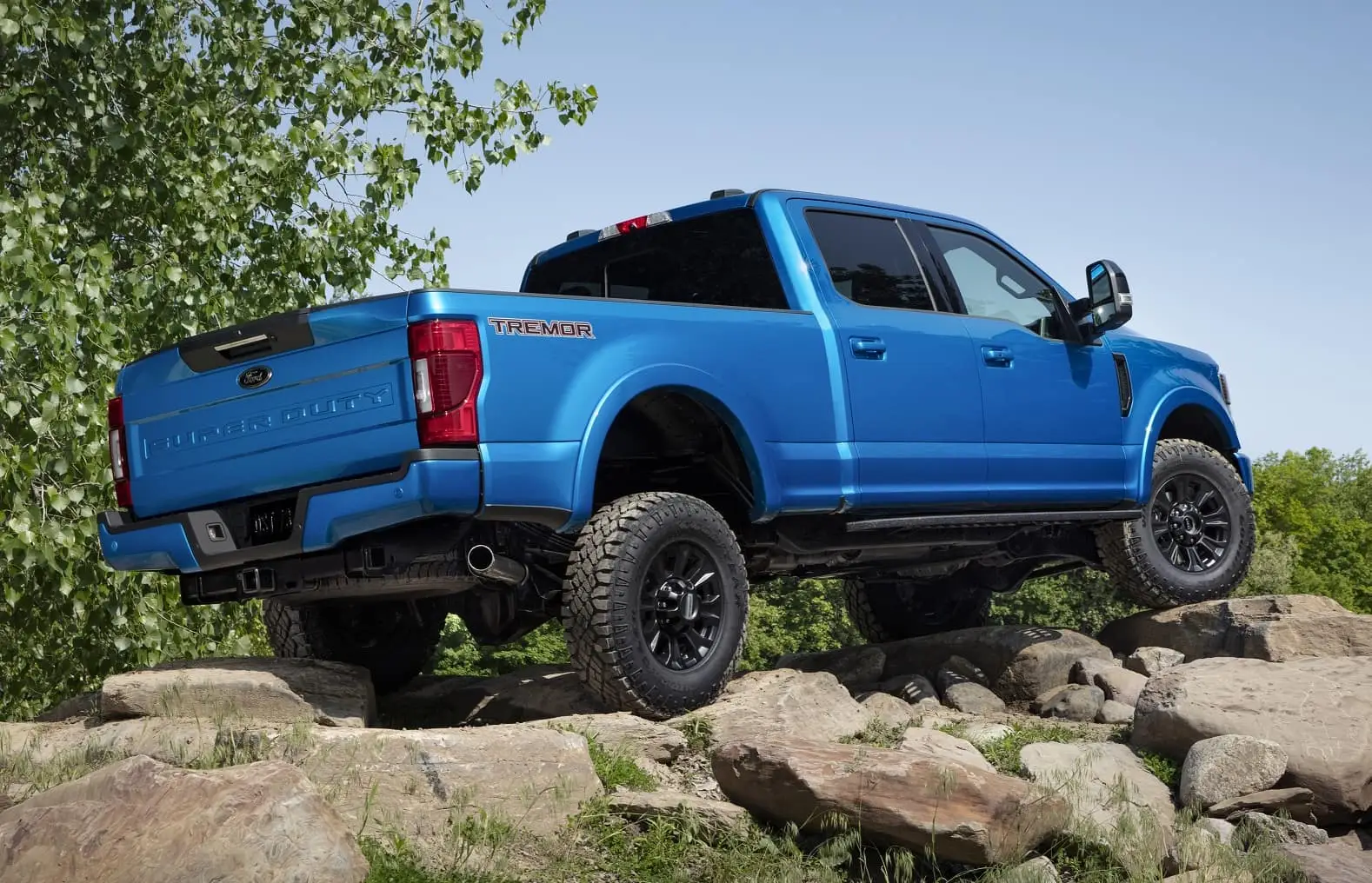 the-2020-ford-tremor-package-for-the-ford-f-250-f-350-step-one