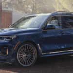 A 2021 BMW X7 PARKED IN A DRIVEWAY