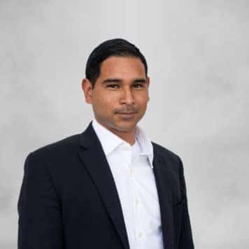 Victor  Hernandez