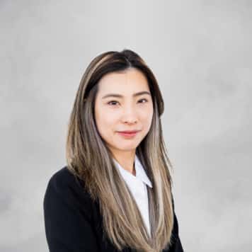 Stephanie  Cheng 