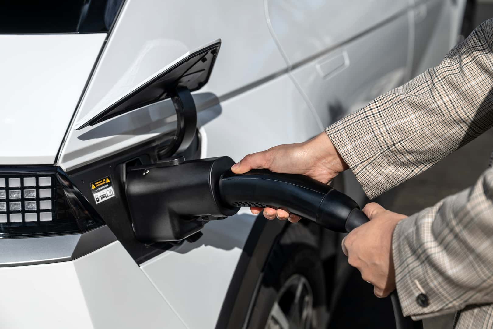 Hyundai EV Owners Now Get Free NACS Adapters for Tesla Supercharger ...