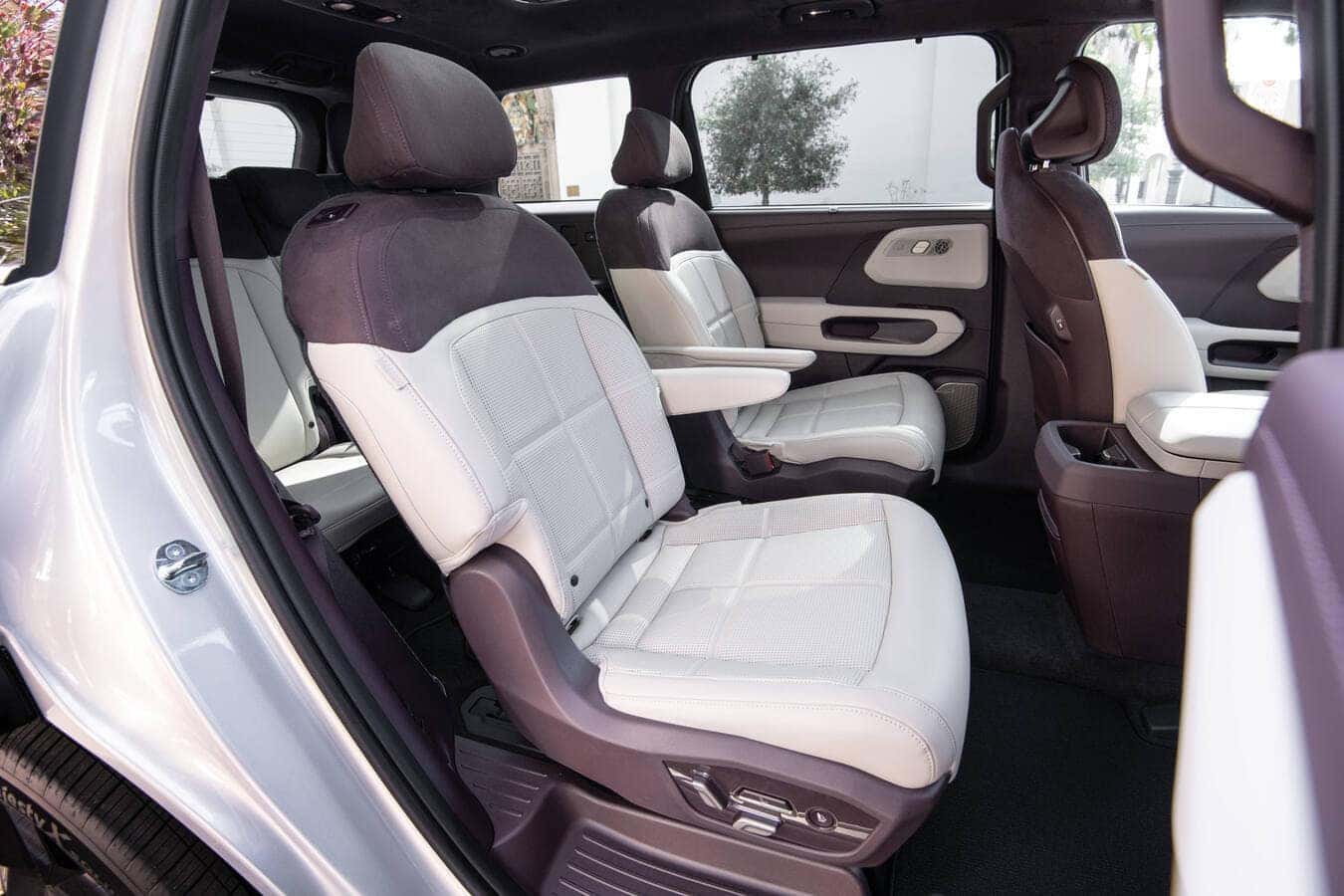 2027 Kia Telluride Hybrid Side Elevation and Wheelbase Profile