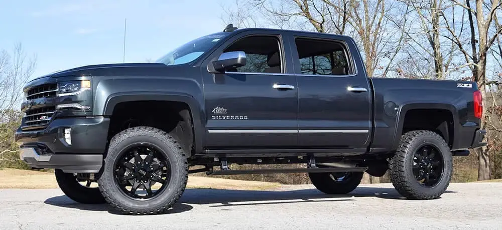 Custom Lifted Trucks | Hendrick Chevrolet Shawnee Mission