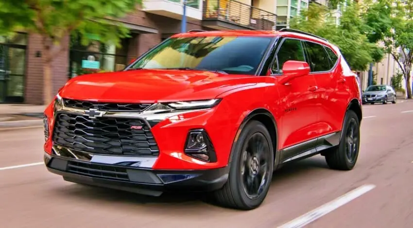 2022 Chevy Blazer vs. 2022 Toyota RAV4 | Hendrick Chevrolet Shawnee Mission