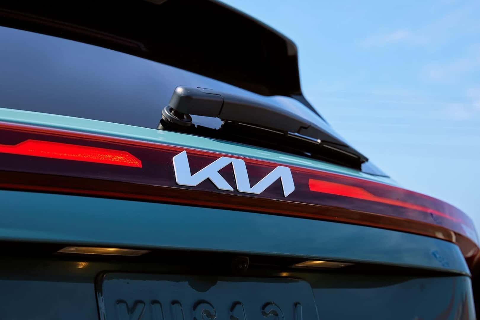 Kia dealer near Hallandale Beach FL 