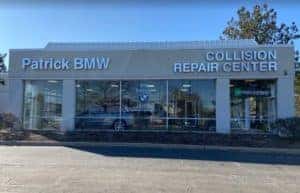 Exterior view of Schaumburg Collision Center