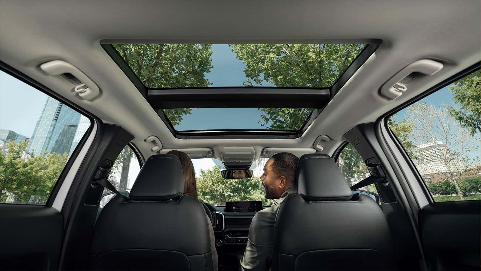 2025-mazda-cx-50-hybrid-panoramic-moonroof