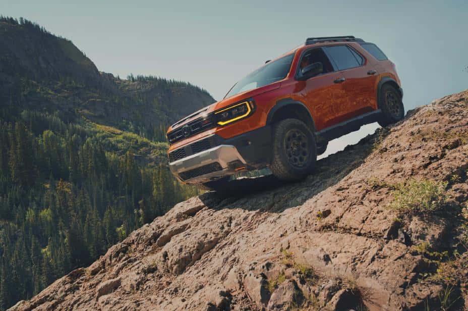 2026 Honda Passport | Photo Courtesy: Honda 2026 Honda Passport is recommended as a new vehicle for a teen driver