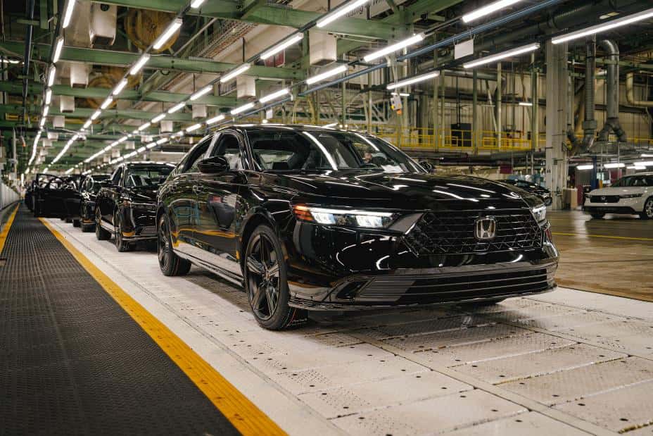 Honda Places Five Vehicles in Cars.com Top 10 American-Made List | Photo Courtesy: Honda Honda Production Line
