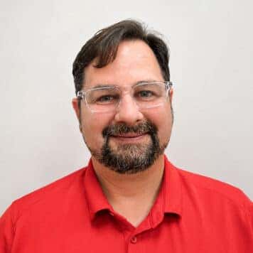 DEREK WARDEN