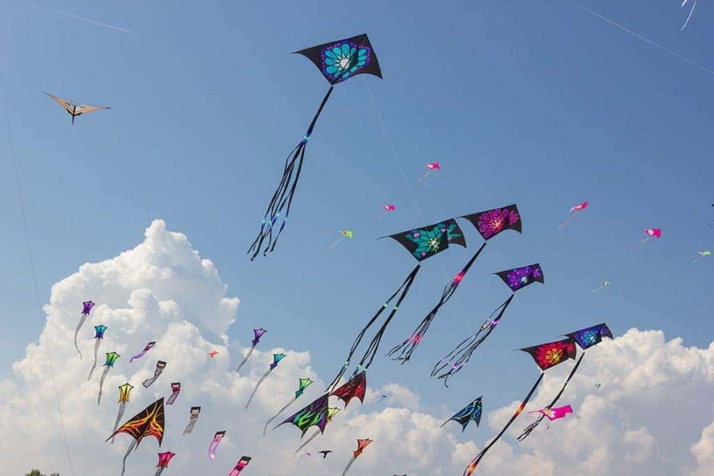 Flying a kite on the Washington Monument