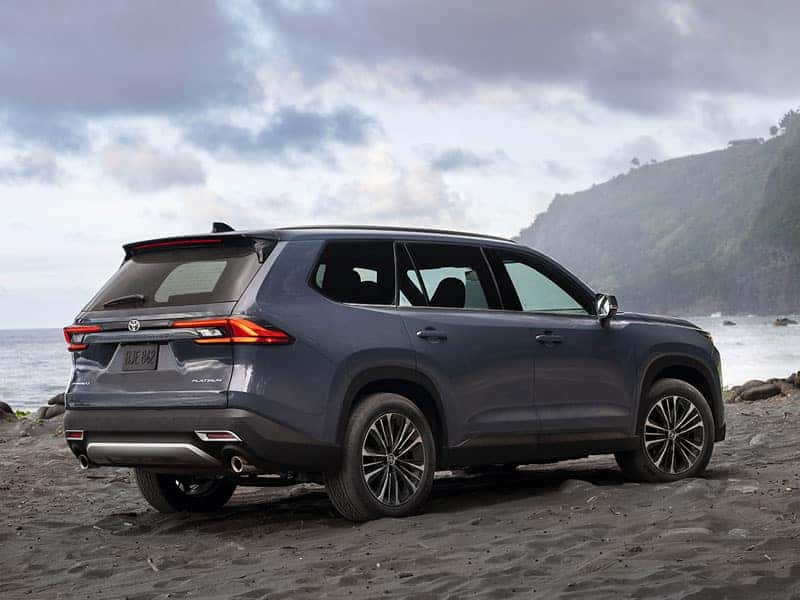 New 2025 Toyota Grand Highlander Full-Size SUV Engine Performance and Powertrains