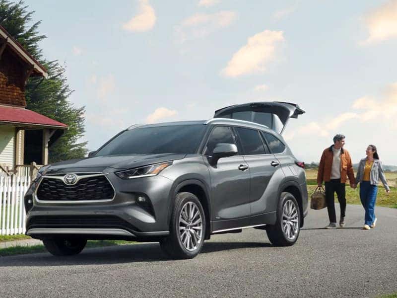 New 2025 Toyota Highlander Hybrid Midsize SUV Trim Levels and Models