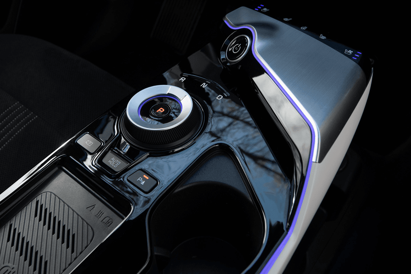 kia-arm-rest-section