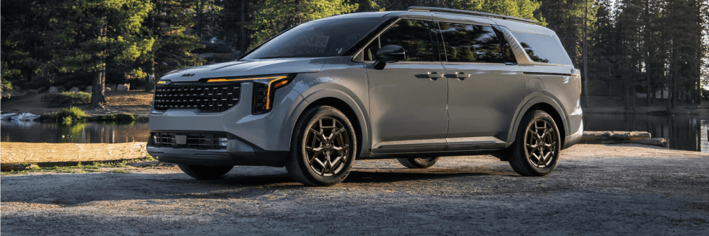 2025 Kia Carnival MPV for Sale in Woodside Queens, NY