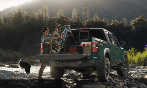 2022 Nissan Frontier vs Ford Ranger | Planet Nissan