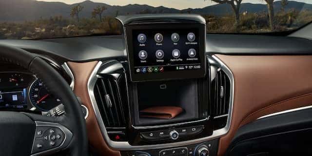 2020 Chevy Traverse Features