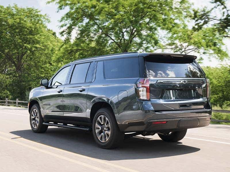 New 2023 Chevrolet Suburban powertrains and performance