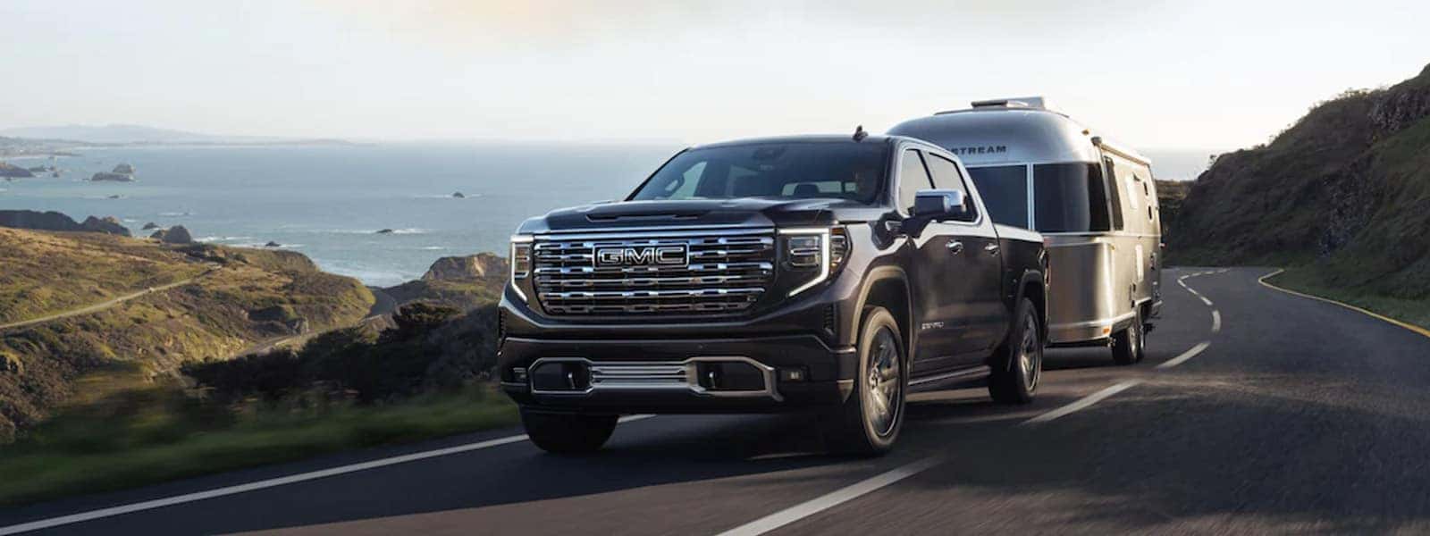 Lease or Finance new 2024 GMC Sierra 1500 in Thornhill Ontario