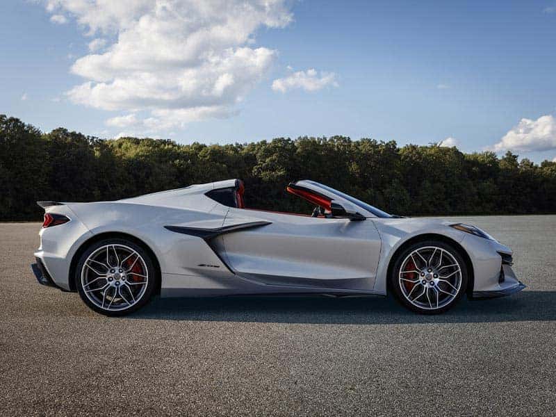 New 2025 Chevrolet Corvette Z06 Coupe and Convertible for Sale in Woodbridge near Brampton Ontario