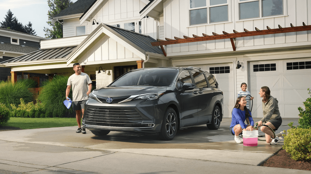 Cement 2025 Toyota Sienna for sale in Rockwall, TX