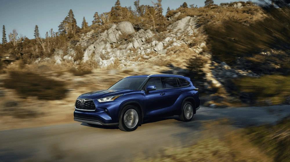 Blue 2026 Toyota Highlander For Sale in Rockwall, TX
