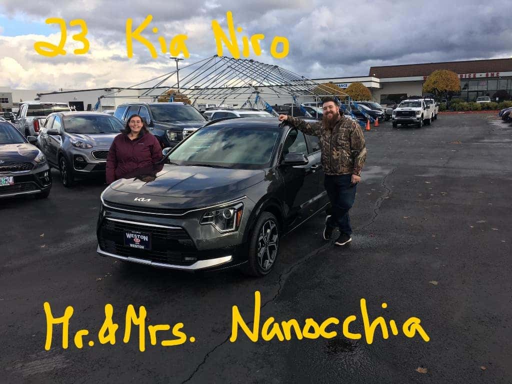 23-Niro-Mr-and-Mrs